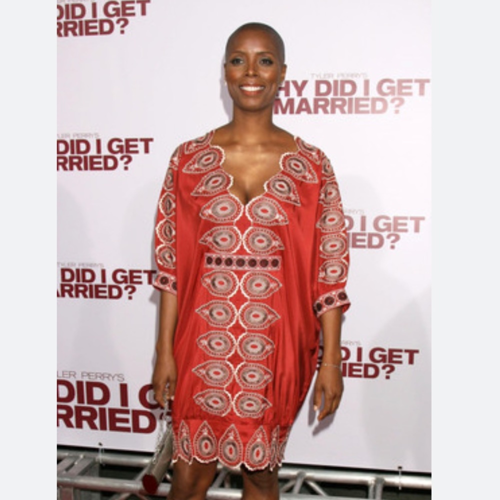 BCBG RUNWAY DRESS - Picture 5 of 5